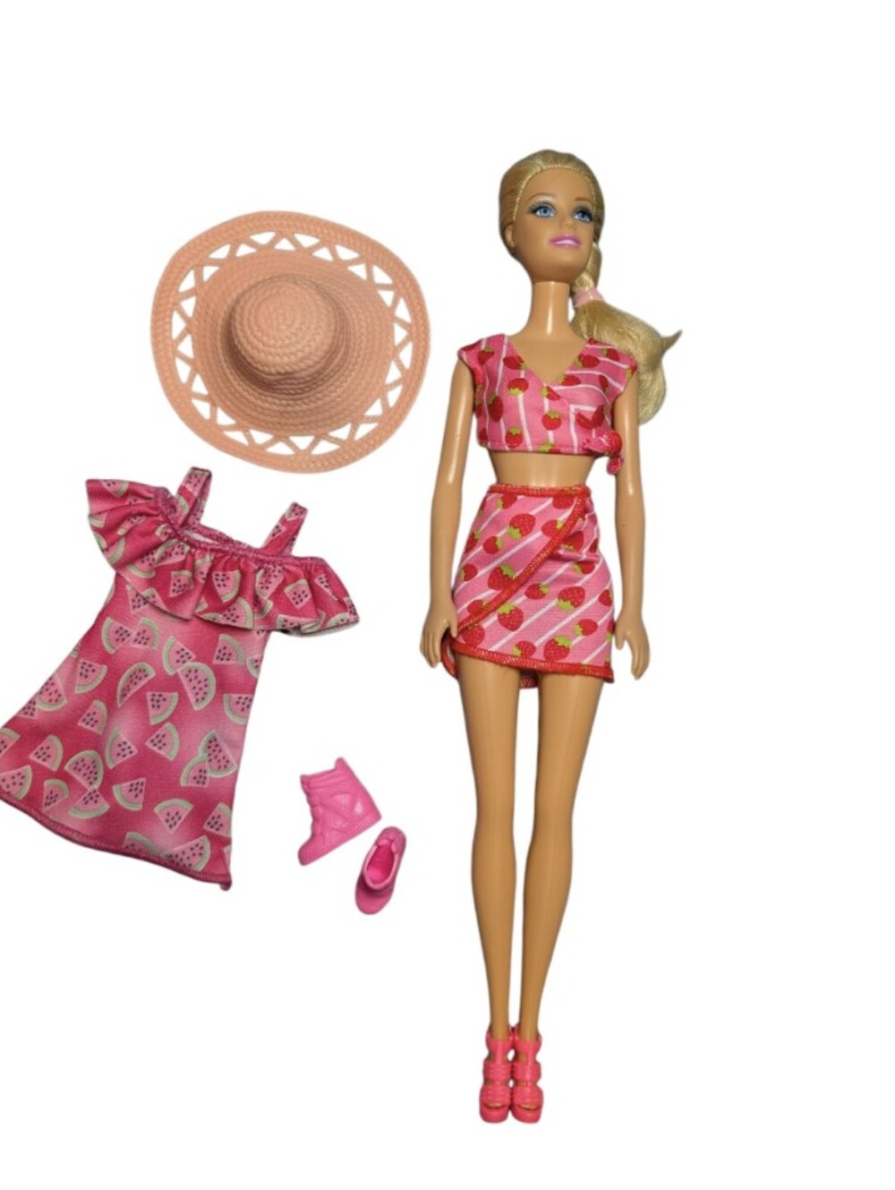 2 For $20 🩷 Fashionista Barbie W/ Two Fruity Summer outfits
